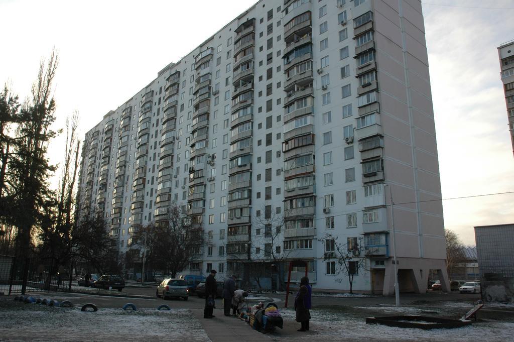Apartments On Henerala Zhmachenka Киев Экстерьер фото