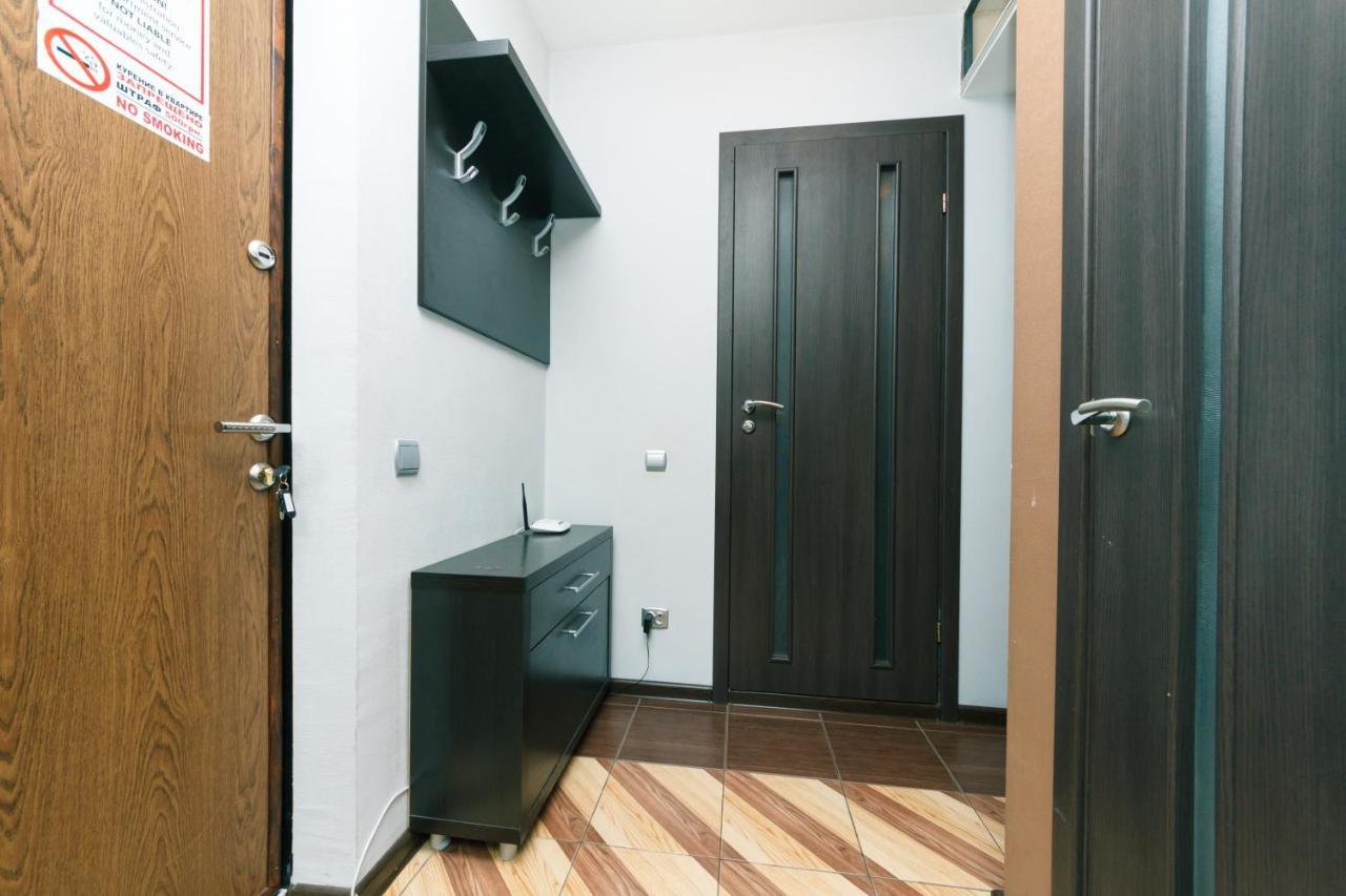 Apartments On Henerala Zhmachenka Киев Экстерьер фото